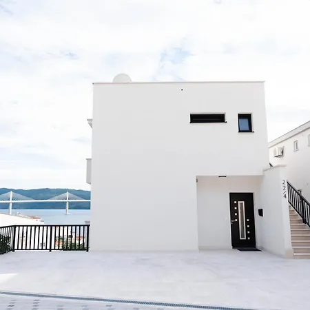 Janja Apartment